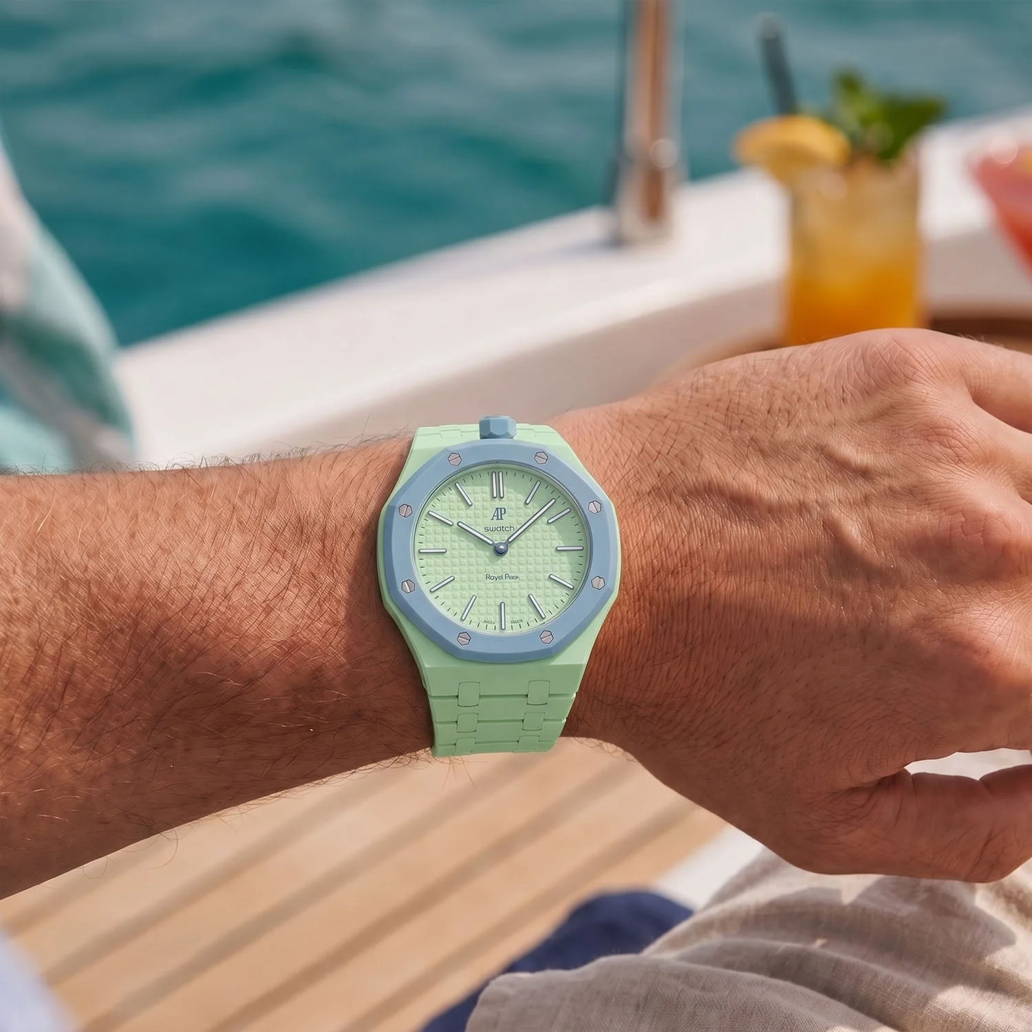 Blaue Acht Swatch x AP Royal Pop Ceramic Case-Strap - Image 3