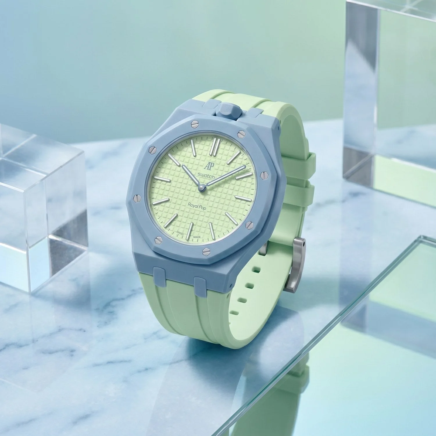 Blaue Acht Swatch x AP Royal Pop Rubber Case-Strap - Image 3